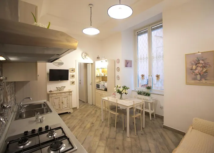 Holiday home La Regina Di Spaccanapoli *